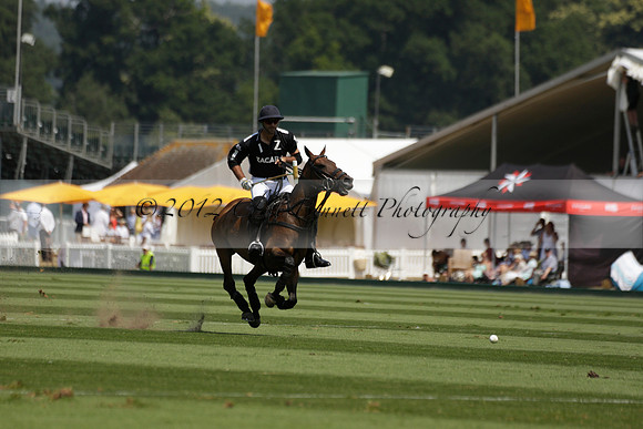 Zacara v Talandracas in a Veuve Clicquot Gold Cup Polo Match 2013.07.18