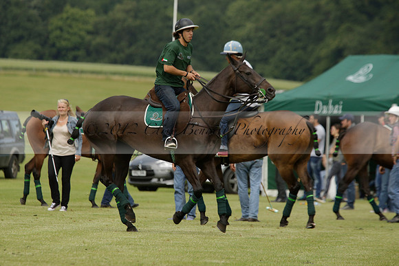 Dubai v La Bamba de Areco in a Veuve Clicquot Gold Cup Polo Match 2013.07.04