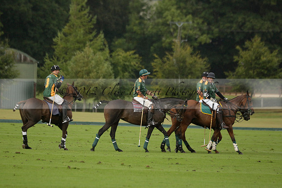 Maiz Dulce (green) v Las Esterellas (yellow) in the PSI Final polo match at Cowdray Park Polo Club on Ambersham 2 on Sunday 2013.09.08 www.polopictures.co.uk