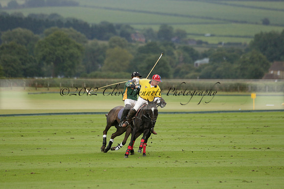 Maiz Dulce (green) v Las Esterellas (yellow) in the PSI Final polo match at Cowdray Park Polo Club on Ambersham 2 on Sunday 2013.09.08 www.polopictures.co.uk
