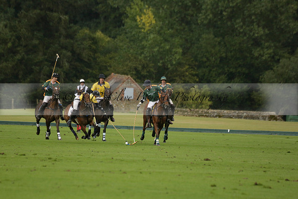 Maiz Dulce (green) v Las Esterellas (yellow) in the PSI Final polo match at Cowdray Park Polo Club on Ambersham 2 on Sunday 2013.09.08 www.polopictures.co.uk
