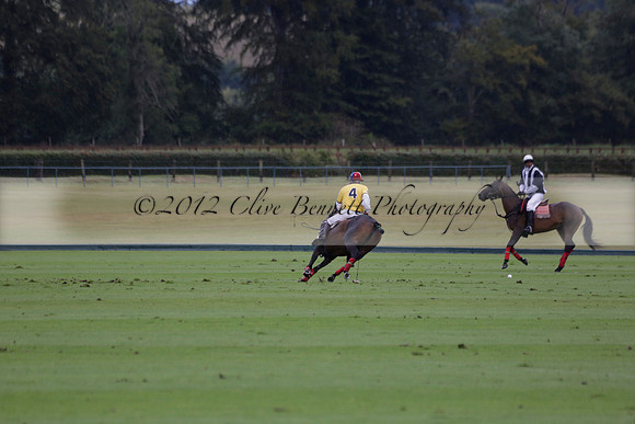 Maiz Dulce (green) v Las Esterellas (yellow) in the PSI Final polo match at Cowdray Park Polo Club on Ambersham 2 on Sunday 2013.09.08 www.polopictures.co.uk
