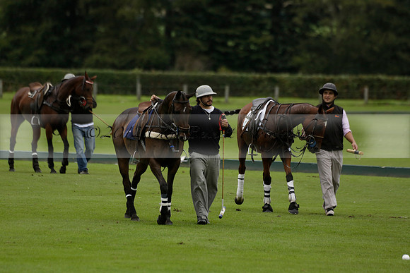 Four Quarters Black (black) v Clashleigh (red) in the Autumn Cup subsidiary final polo match on Ambersham 2 at Cowdray Park Polo Club on Sunday 22 September 2013 www.polopictures.co.uk