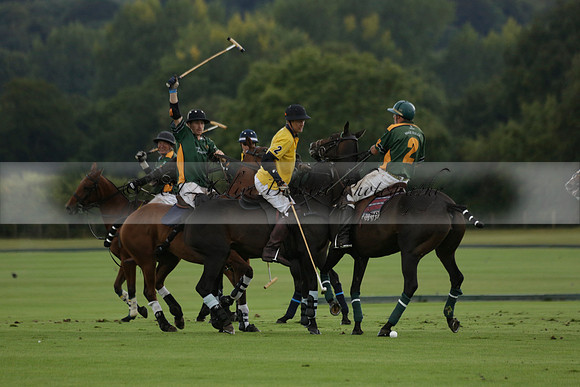 Maiz Dulce (green) v Las Esterellas (yellow) in the PSI Final polo match at Cowdray Park Polo Club on Ambersham 2 on Sunday 2013.09.08 www.polopictures.co.uk