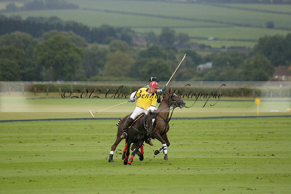 Maiz Dulce (green) v Las Esterellas (yellow) in the PSI Final polo match at Cowdray Park Polo Club on Ambersham 2 on Sunday 2013.09.08 www.polopictures.co.uk