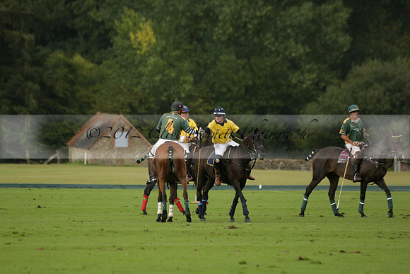 Maiz Dulce (green) v Las Esterellas (yellow) in the PSI Final polo match at Cowdray Park Polo Club on Ambersham 2 on Sunday 2013.09.08 www.polopictures.co.uk