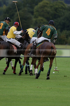 Maiz Dulce (green) v Las Esterellas (yellow) in the PSI Final polo match at Cowdray Park Polo Club on Ambersham 2 on Sunday 2013.09.08 www.polopictures.co.uk