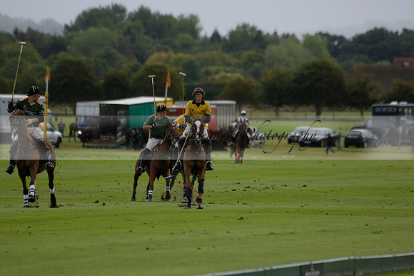 Maiz Dulce (green) v Las Esterellas (yellow) in the PSI Final polo match at Cowdray Park Polo Club on Ambersham 2 on Sunday 2013.09.08 www.polopictures.co.uk