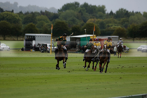Maiz Dulce (green) v Las Esterellas (yellow) in the PSI Final polo match at Cowdray Park Polo Club on Ambersham 2 on Sunday 2013.09.08 www.polopictures.co.uk