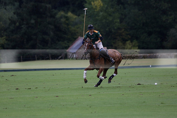 Maiz Dulce (green) v Las Esterellas (yellow) in the PSI Final polo match at Cowdray Park Polo Club on Ambersham 2 on Sunday 2013.09.08 www.polopictures.co.uk