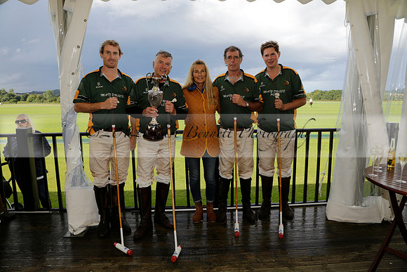 Maiz Dulce (green) v Las Esterellas (yellow) in the PSI Final polo match at Cowdray Park Polo Club on Ambersham 2 on Sunday 2013.09.08 www.polopictures.co.uk