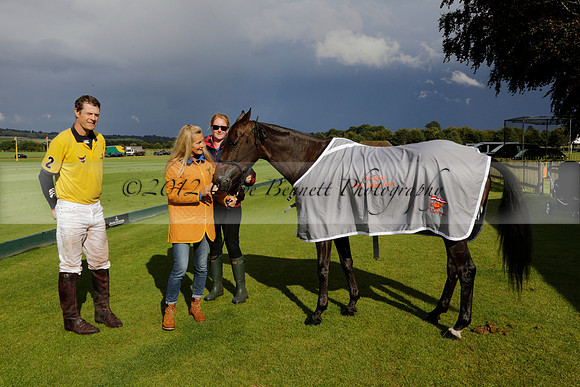 Maiz Dulce (green) v Las Esterellas (yellow) in the PSI Final polo match at Cowdray Park Polo Club on Ambersham 2 on Sunday 2013.09.08 www.polopictures.co.uk