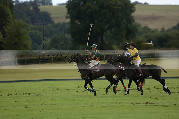 Maiz Dulce (green) v Las Esterellas (yellow) in the PSI Final polo match at Cowdray Park Polo Club on Ambersham 2 on Sunday 2013.09.08 www.polopictures.co.uk