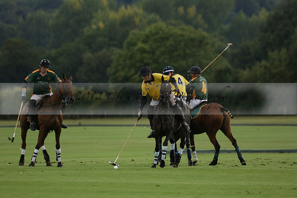 Maiz Dulce (green) v Las Esterellas (yellow) in the PSI Final polo match at Cowdray Park Polo Club on Ambersham 2 on Sunday 2013.09.08 www.polopictures.co.uk
