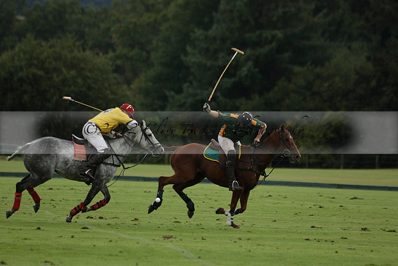 Maiz Dulce (green) v Las Esterellas (yellow) in the PSI Final polo match at Cowdray Park Polo Club on Ambersham 2 on Sunday 2013.09.08 www.polopictures.co.uk