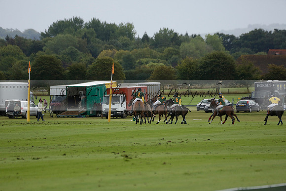 Maiz Dulce (green) v Las Esterellas (yellow) in the PSI Final polo match at Cowdray Park Polo Club on Ambersham 2 on Sunday 2013.09.08 www.polopictures.co.uk