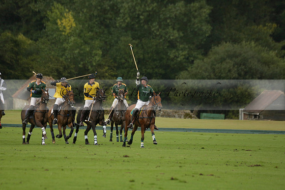 Maiz Dulce (green) v Las Esterellas (yellow) in the PSI Final polo match at Cowdray Park Polo Club on Ambersham 2 on Sunday 2013.09.08 www.polopictures.co.uk