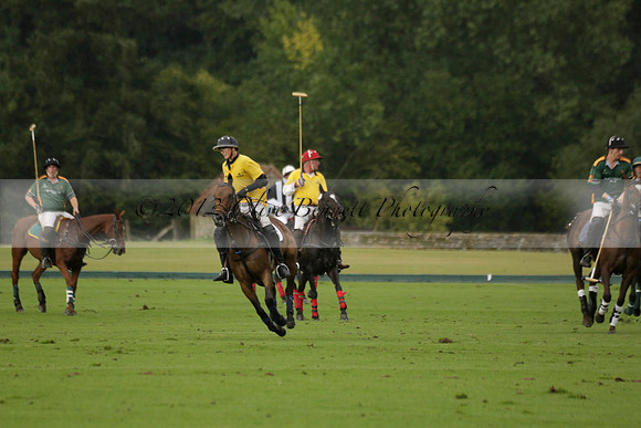 Maiz Dulce (green) v Las Esterellas (yellow) in the PSI Final polo match at Cowdray Park Polo Club on Ambersham 2 on Sunday 2013.09.08 www.polopictures.co.uk
