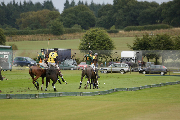 Maiz Dulce (green) v Las Esterellas (yellow) in the PSI Final polo match at Cowdray Park Polo Club on Ambersham 2 on Sunday 2013.09.08 www.polopictures.co.uk