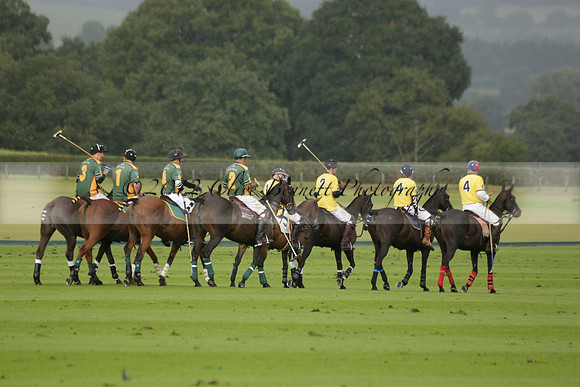 Maiz Dulce (green) v Las Esterellas (yellow) in the PSI Final polo match at Cowdray Park Polo Club on Ambersham 2 on Sunday 2013.09.08 www.polopictures.co.uk