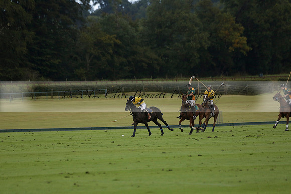 Maiz Dulce (green) v Las Esterellas (yellow) in the PSI Final polo match at Cowdray Park Polo Club on Ambersham 2 on Sunday 2013.09.08 www.polopictures.co.uk