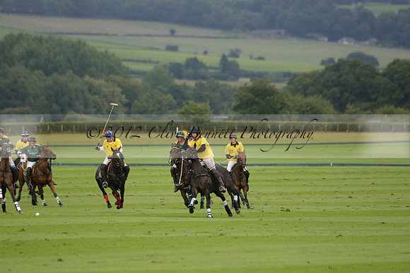 Maiz Dulce (green) v Las Esterellas (yellow) in the PSI Final polo match at Cowdray Park Polo Club on Ambersham 2 on Sunday 2013.09.08 www.polopictures.co.uk