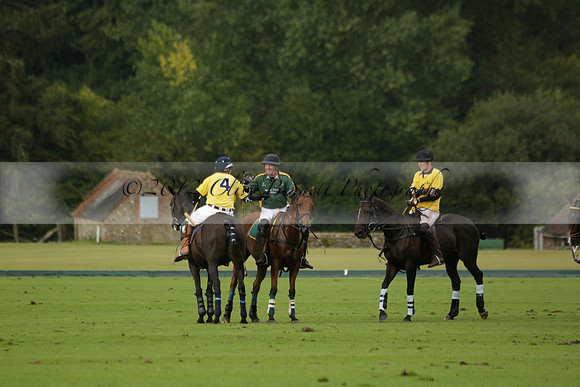 Maiz Dulce (green) v Las Esterellas (yellow) in the PSI Final polo match at Cowdray Park Polo Club on Ambersham 2 on Sunday 2013.09.08 www.polopictures.co.uk