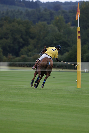 Maiz Dulce (green) v Las Esterellas (yellow) in the PSI Final polo match at Cowdray Park Polo Club on Ambersham 2 on Sunday 2013.09.08 www.polopictures.co.uk