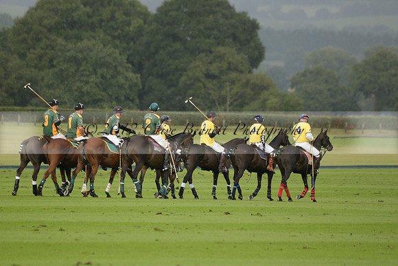 Maiz Dulce (green) v Las Esterellas (yellow) in the PSI Final polo match at Cowdray Park Polo Club on Ambersham 2 on Sunday 2013.09.08 www.polopictures.co.uk