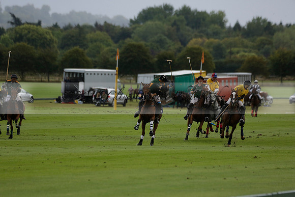 Maiz Dulce (green) v Las Esterellas (yellow) in the PSI Final polo match at Cowdray Park Polo Club on Ambersham 2 on Sunday 2013.09.08 www.polopictures.co.uk