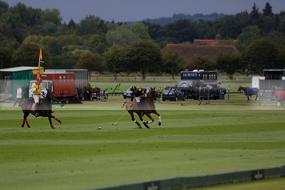 Maiz Dulce (green) v Las Esterellas (yellow) in the PSI Final polo match at Cowdray Park Polo Club on Ambersham 2 on Sunday 2013.09.08 www.polopictures.co.uk