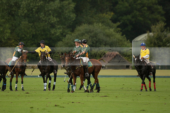 Maiz Dulce (green) v Las Esterellas (yellow) in the PSI Final polo match at Cowdray Park Polo Club on Ambersham 2 on Sunday 2013.09.08 www.polopictures.co.uk