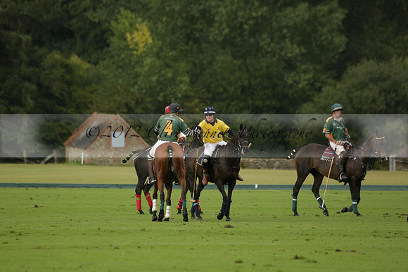 Maiz Dulce (green) v Las Esterellas (yellow) in the PSI Final polo match at Cowdray Park Polo Club on Ambersham 2 on Sunday 2013.09.08 www.polopictures.co.uk