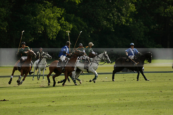 Maiz Dulce v Ghost Chilli in the Easebourne Cup final Polo match 2013.06.09