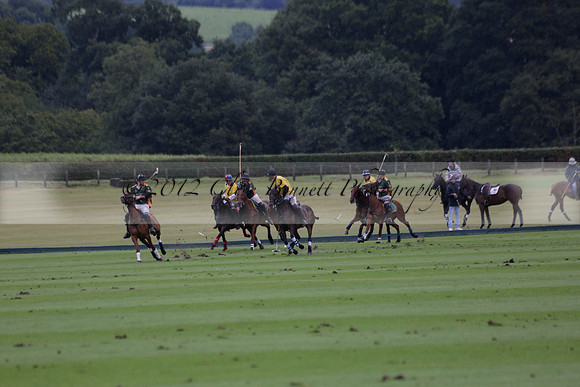 Maiz Dulce (green) v Las Esterellas (yellow) in the PSI Final polo match at Cowdray Park Polo Club on Ambersham 2 on Sunday 2013.09.08 www.polopictures.co.uk