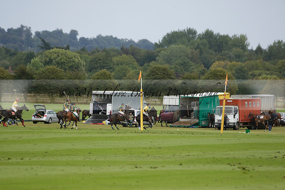Maiz Dulce (green) v Las Esterellas (yellow) in the PSI Final polo match at Cowdray Park Polo Club on Ambersham 2 on Sunday 2013.09.08 www.polopictures.co.uk