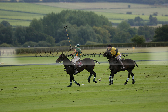 Maiz Dulce (green) v Las Esterellas (yellow) in the PSI Final polo match at Cowdray Park Polo Club on Ambersham 2 on Sunday 2013.09.08 www.polopictures.co.uk