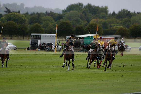 Maiz Dulce (green) v Las Esterellas (yellow) in the PSI Final polo match at Cowdray Park Polo Club on Ambersham 2 on Sunday 2013.09.08 www.polopictures.co.uk