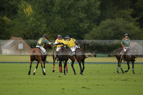 Maiz Dulce (green) v Las Esterellas (yellow) in the PSI Final polo match at Cowdray Park Polo Club on Ambersham 2 on Sunday 2013.09.08 www.polopictures.co.uk