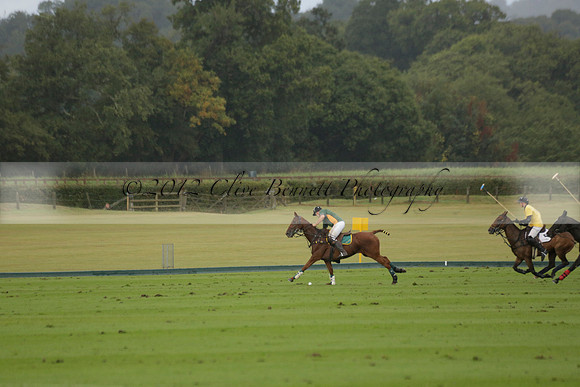 Maiz Dulce (green) v Las Esterellas (yellow) in the PSI Final polo match at Cowdray Park Polo Club on Ambersham 2 on Sunday 2013.09.08 www.polopictures.co.uk