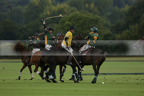 Maiz Dulce (green) v Las Esterellas (yellow) in the PSI Final polo match at Cowdray Park Polo Club on Ambersham 2 on Sunday 2013.09.08 www.polopictures.co.uk