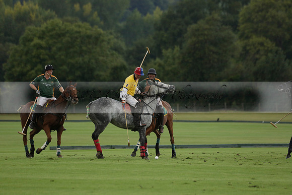Maiz Dulce (green) v Las Esterellas (yellow) in the PSI Final polo match at Cowdray Park Polo Club on Ambersham 2 on Sunday 2013.09.08 www.polopictures.co.uk