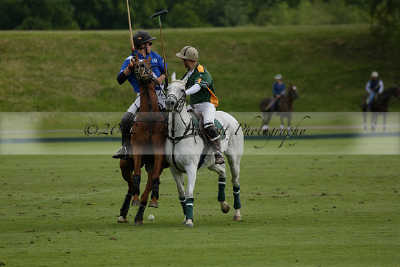 Maiz Dulce v Ghost Chilli in the Easebourne Cup final Polo match 2013.06.09