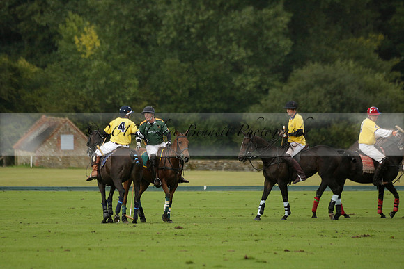 Maiz Dulce (green) v Las Esterellas (yellow) in the PSI Final polo match at Cowdray Park Polo Club on Ambersham 2 on Sunday 2013.09.08 www.polopictures.co.uk