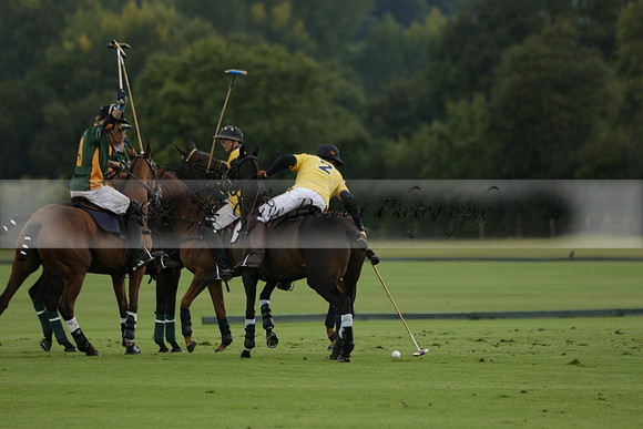 Maiz Dulce (green) v Las Esterellas (yellow) in the PSI Final polo match at Cowdray Park Polo Club on Ambersham 2 on Sunday 2013.09.08 www.polopictures.co.uk