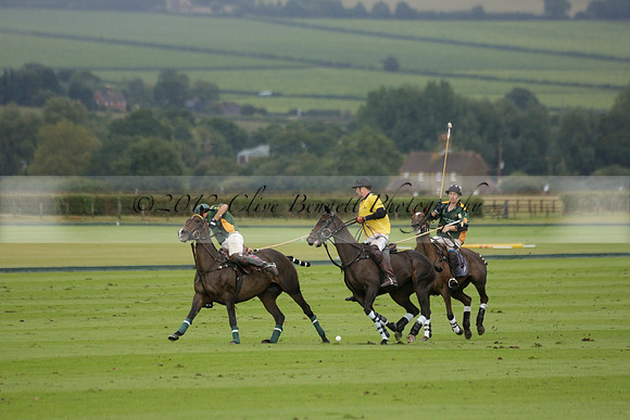 Maiz Dulce (green) v Las Esterellas (yellow) in the PSI Final polo match at Cowdray Park Polo Club on Ambersham 2 on Sunday 2013.09.08 www.polopictures.co.uk