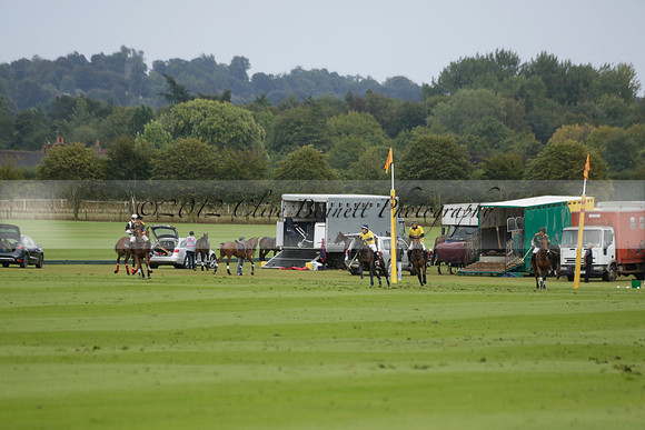 Maiz Dulce (green) v Las Esterellas (yellow) in the PSI Final polo match at Cowdray Park Polo Club on Ambersham 2 on Sunday 2013.09.08 www.polopictures.co.uk