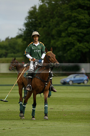 Maiz Dulce v Ghost Chilli in the Easebourne Cup final Polo match 2013.06.09