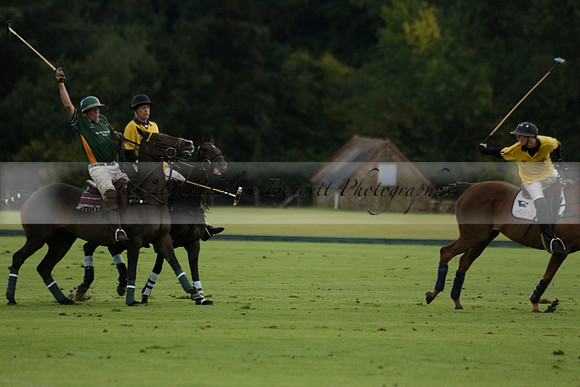 Maiz Dulce (green) v Las Esterellas (yellow) in the PSI Final polo match at Cowdray Park Polo Club on Ambersham 2 on Sunday 2013.09.08 www.polopictures.co.uk