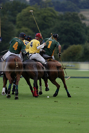 Maiz Dulce (green) v Las Esterellas (yellow) in the PSI Final polo match at Cowdray Park Polo Club on Ambersham 2 on Sunday 2013.09.08 www.polopictures.co.uk